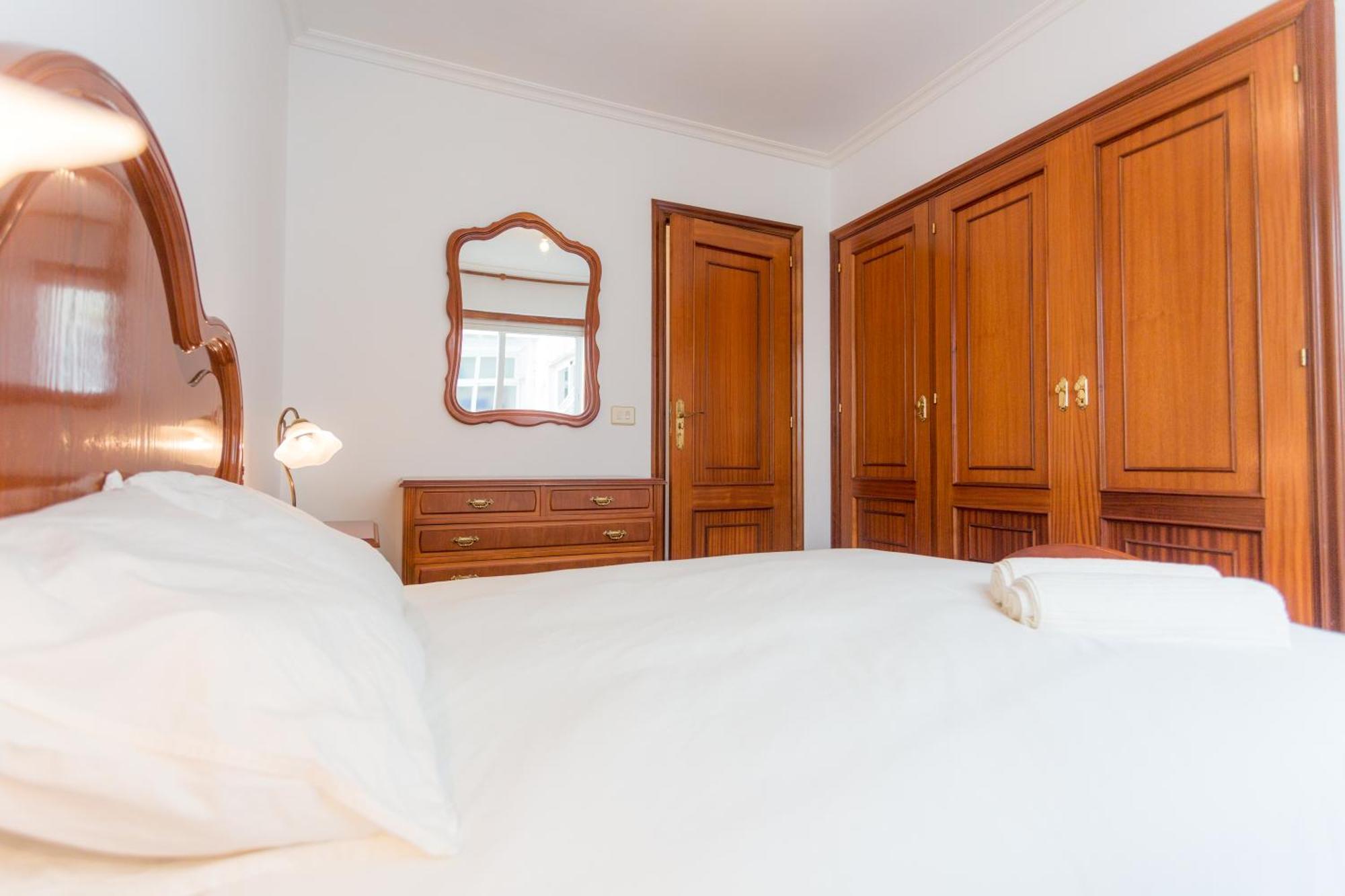 Disfruta De Melide En Este Amplio Apartamento Eksteriør billede